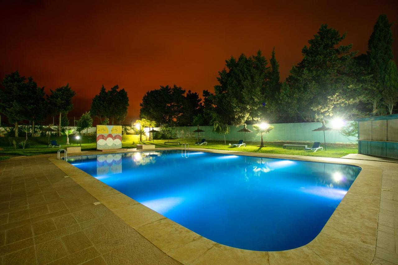 Residence Hoteliere Riviera Beach Cabo Negro Bagian luar foto