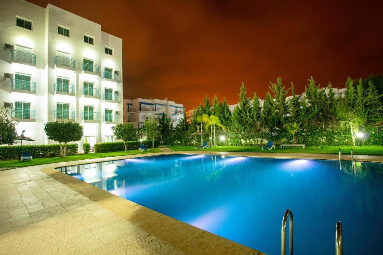 Residence Hoteliere Riviera Beach Cabo Negro Bagian luar foto