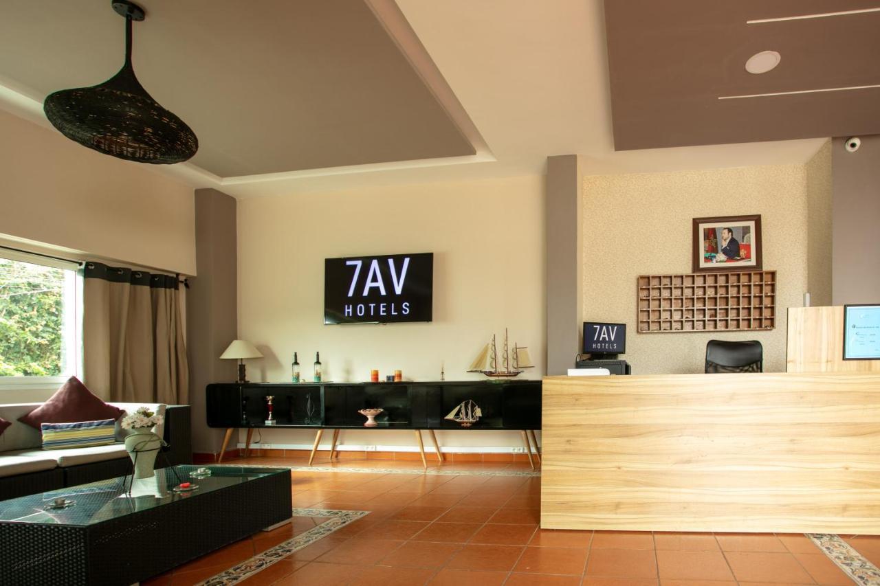 Residence Hoteliere Riviera Beach Cabo Negro Bagian luar foto